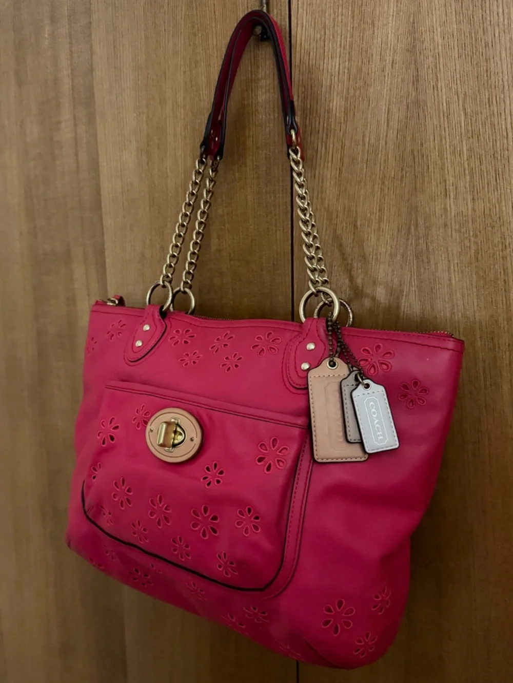 Coach Pink Leather Floral Perforated Chain Shoulder Bag Turnlock - Style 23842 - Picture 1 of 16